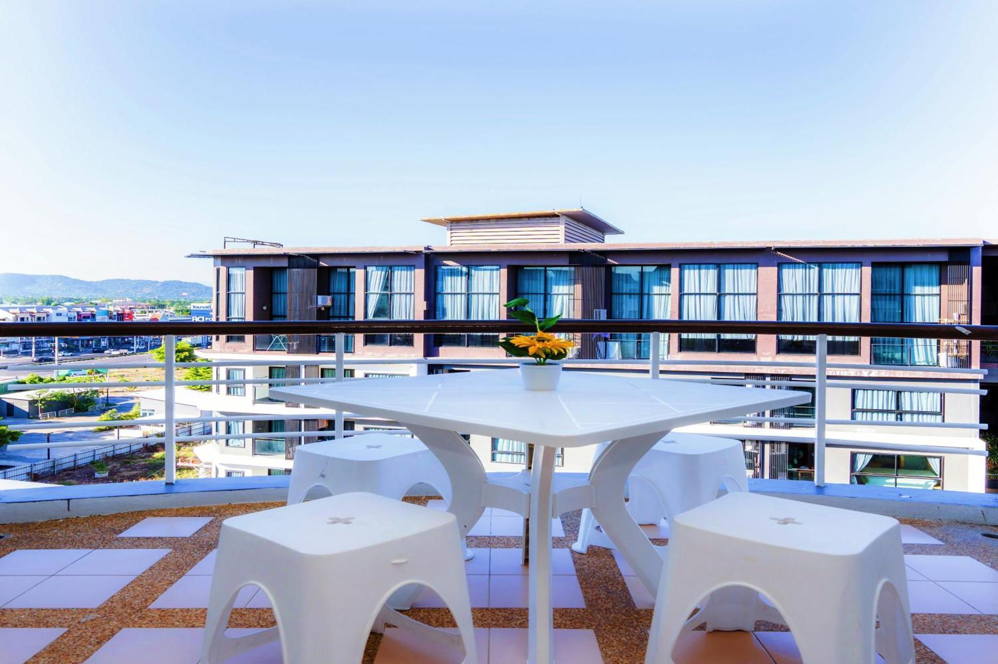 Hua Hin First - Happy Rent Apartment Phòng bức ảnh